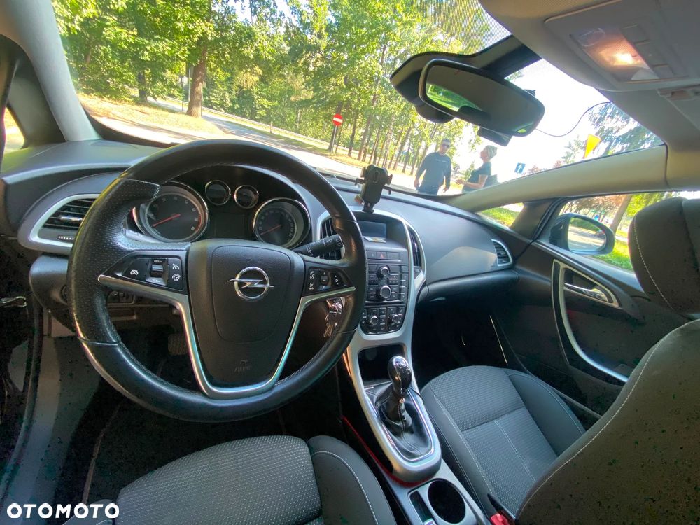 Opel Astra 1.6 T Sport - 16