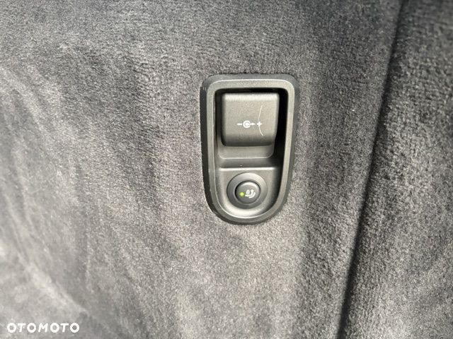 BMW Seria 5 - 25