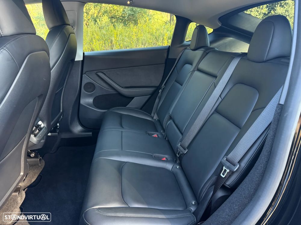 Tesla Model Y Performance Dual Motor AWD - 20