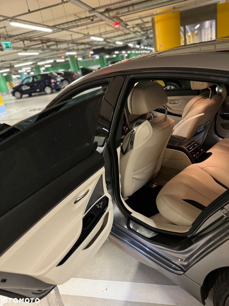 BMW Seria 6 650i - 13