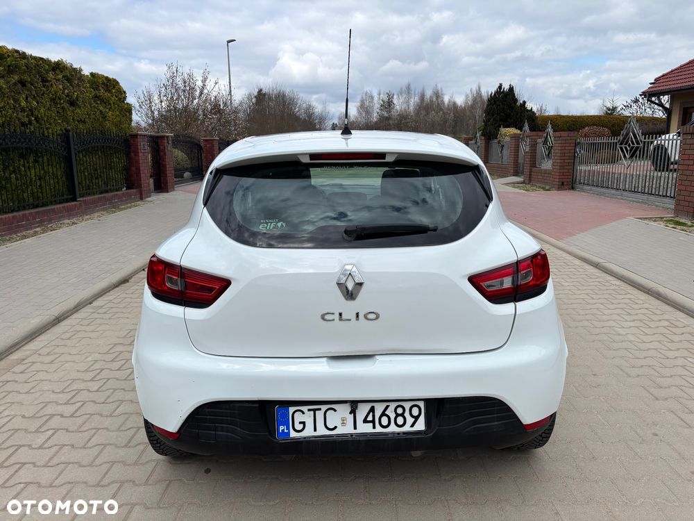 Renault Clio - 12