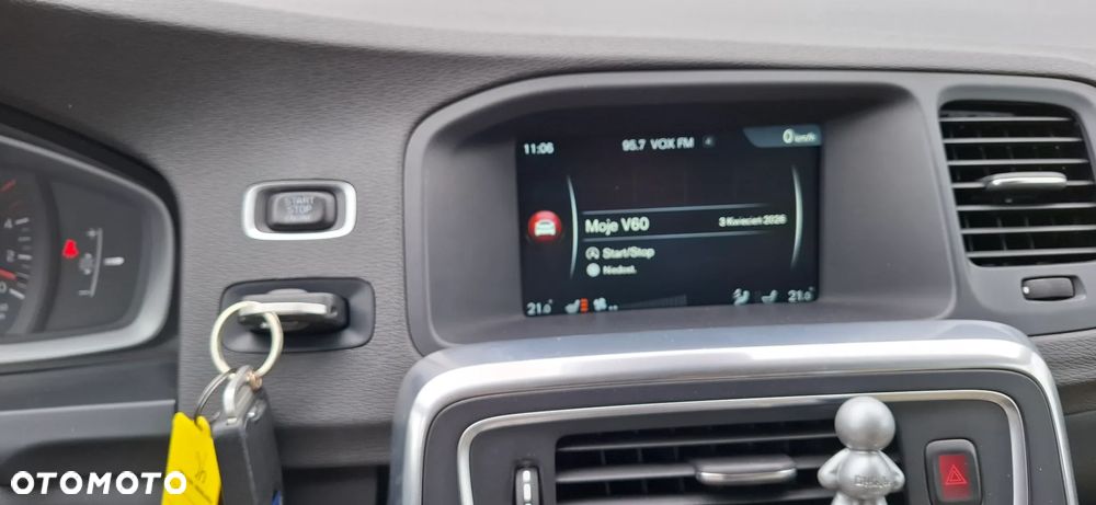 Volvo V60 D2 Summum - 13