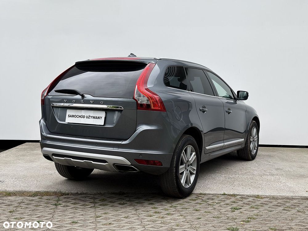 Volvo XC 60 - 6