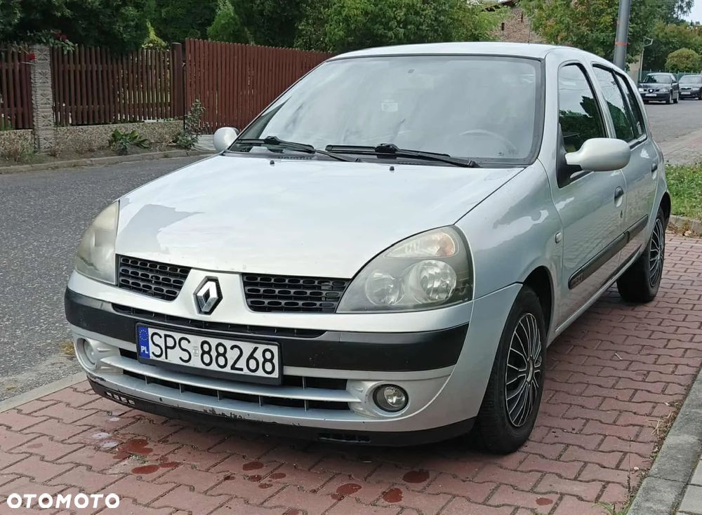 Renault Clio - 1