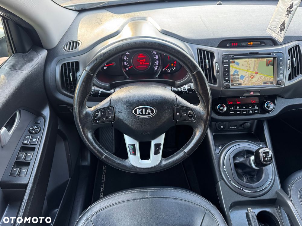 Kia Sportage - 16