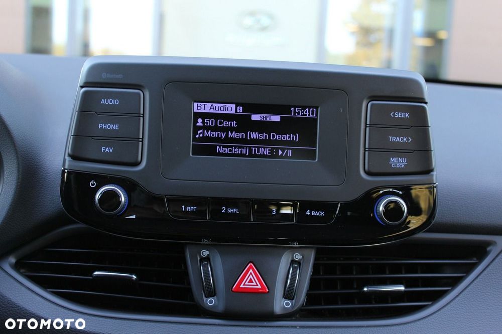 Hyundai i30 1.5 DPI Modern - 25