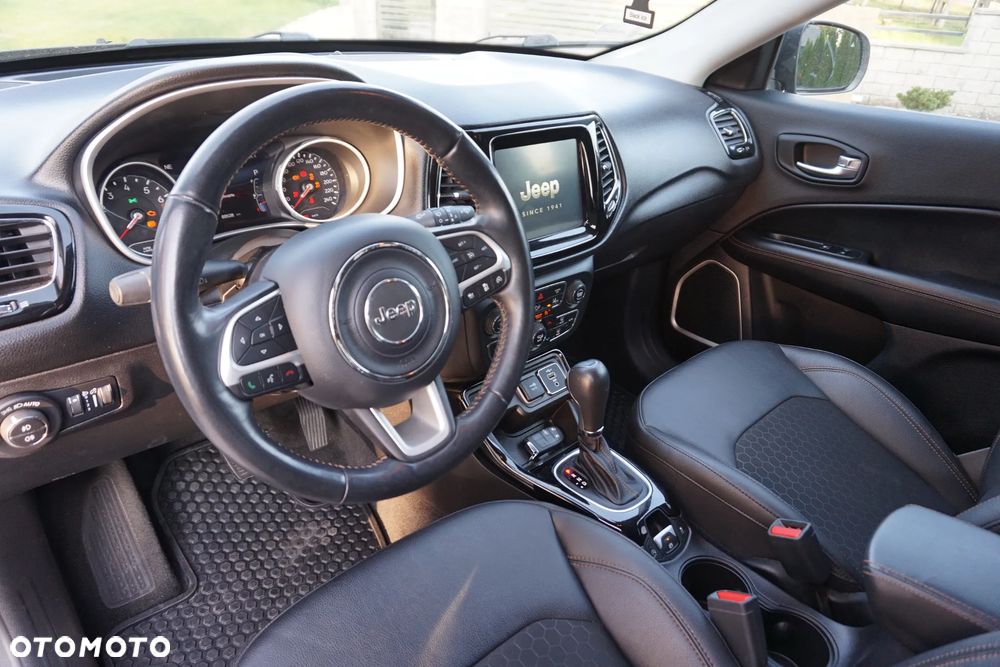 Jeep Compass - 21