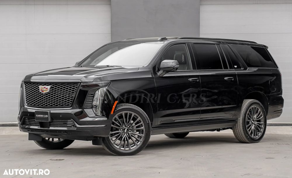 Cadillac Escalade - 1