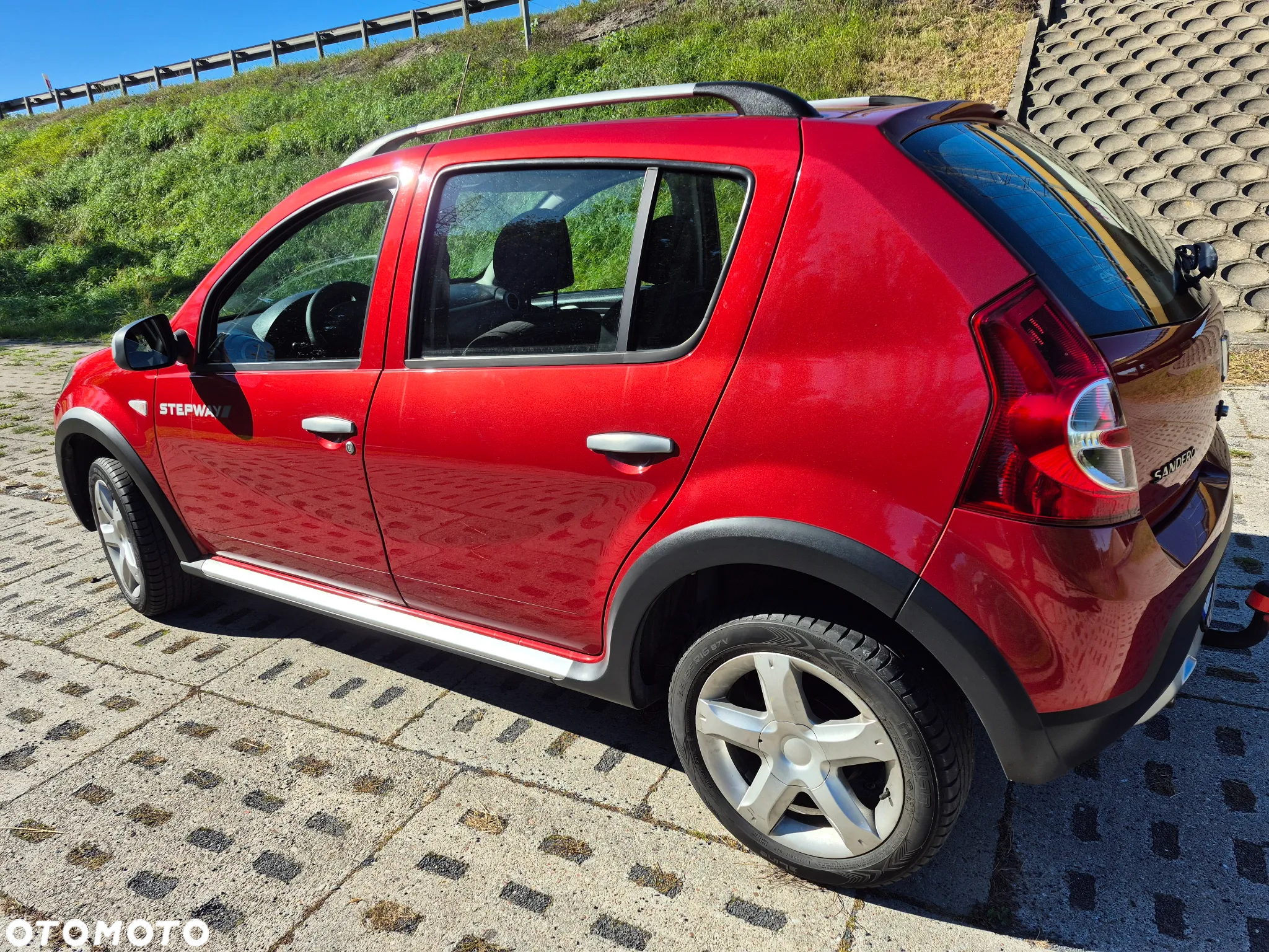 Dacia Sandero 1.6 MPI Stepway - 14