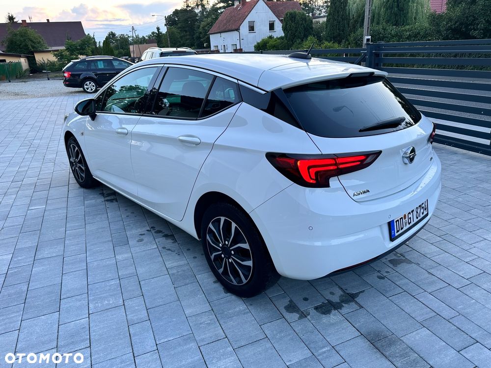 Opel Astra 1.6 D Start/Stop Dynamic - 3