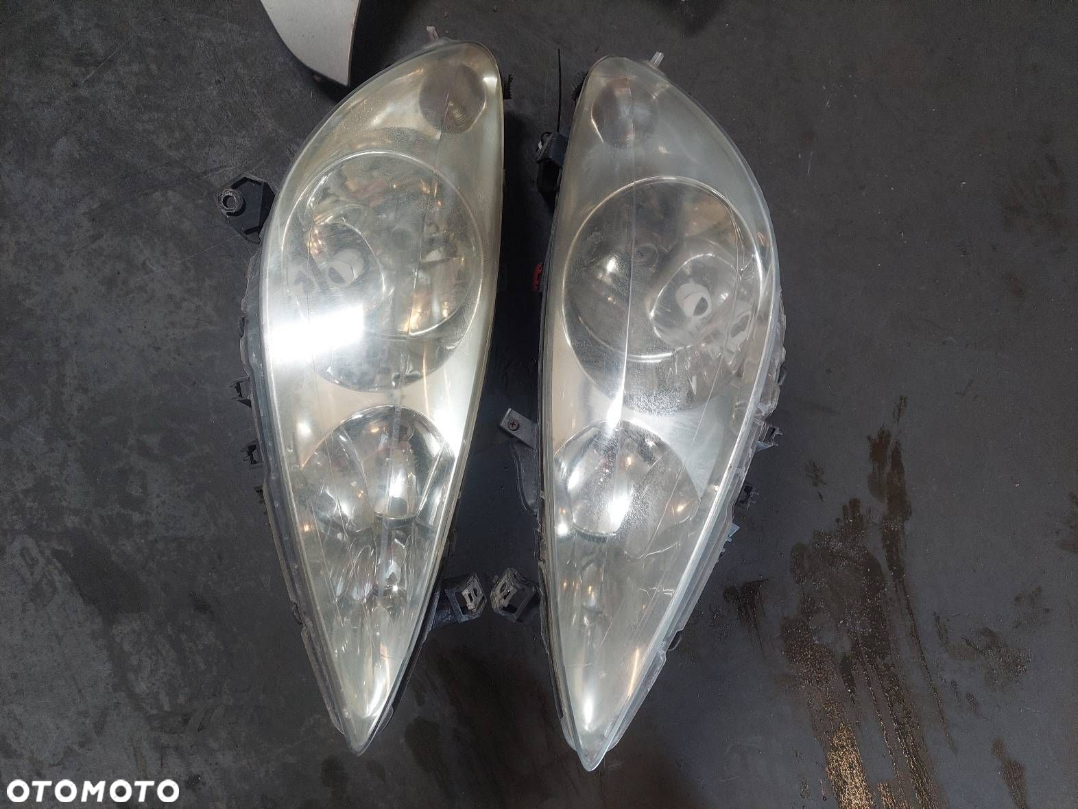 KOMPLETNY PRZÓD MASKA ZDERZAK BŁOTNIKI LAMPY PEUGEOT 307 EZRC - 2