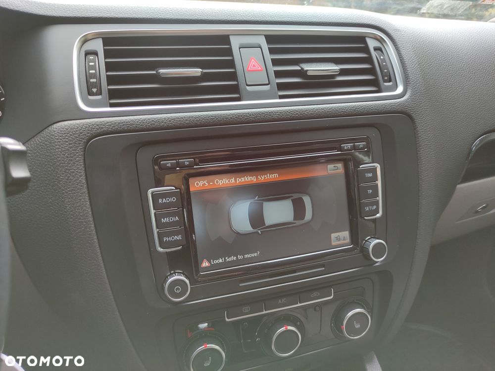 Volkswagen Jetta 1.6 TDI BMT Comfortline - 10