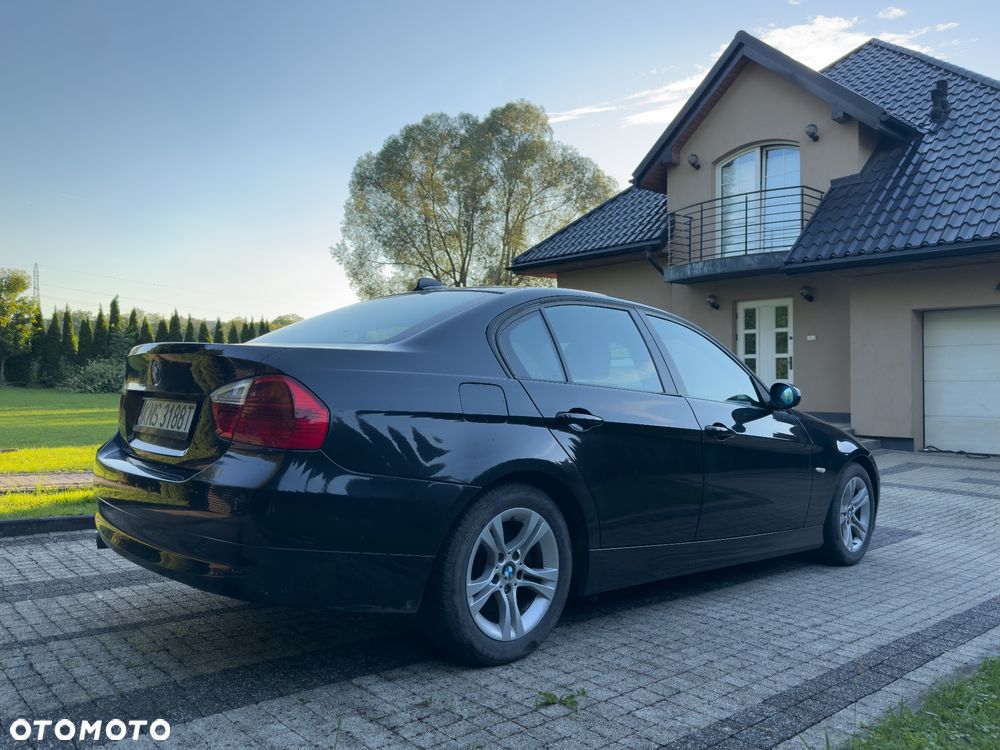 BMW Seria 3 318i Edition Exclusive - 11