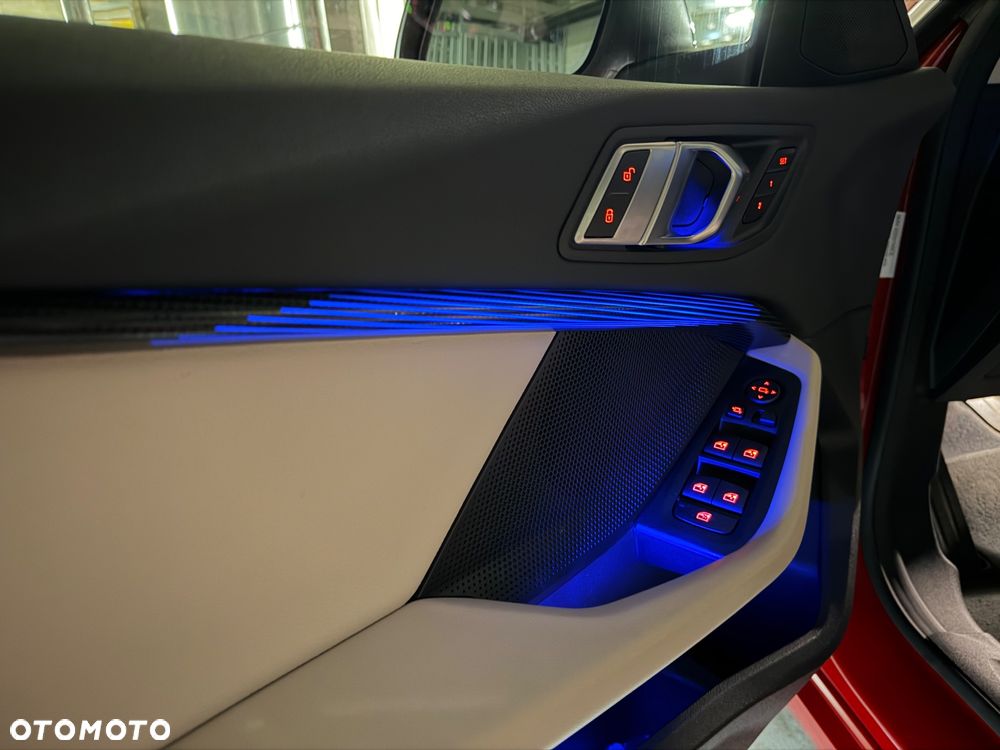 BMW Seria 2 218i Advantage - 30