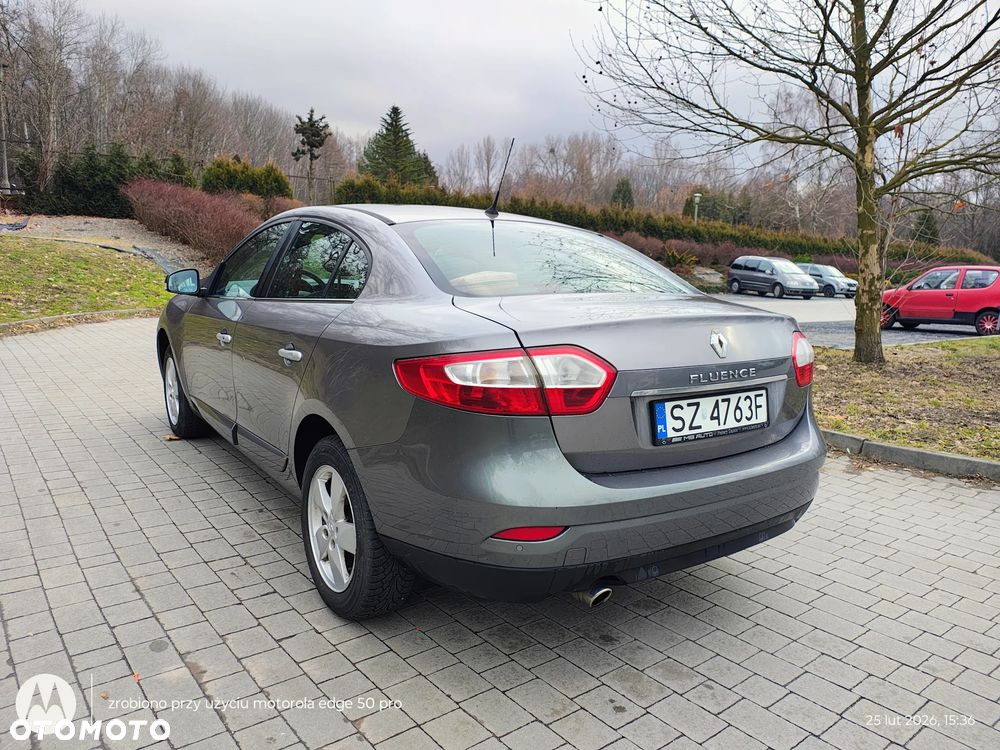 Renault Fluence 1.6 16V 110 Dynamique - 3