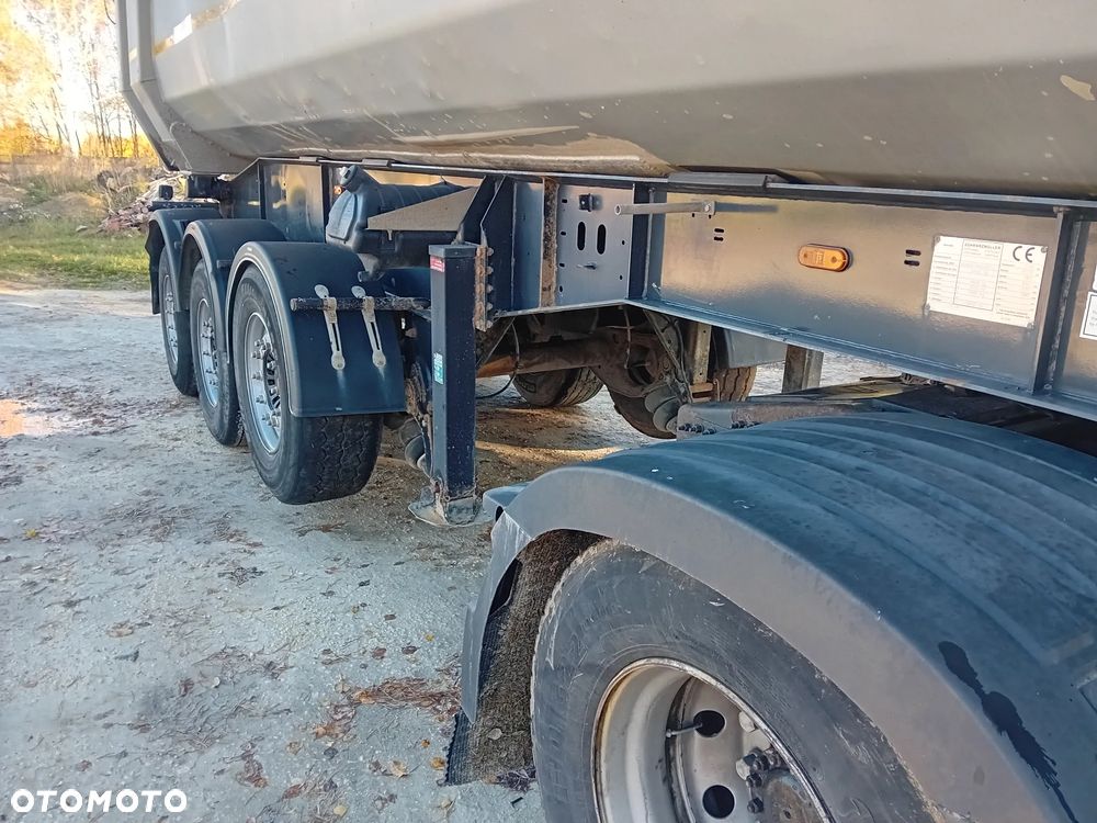 Schwarzmuller HKS - 7