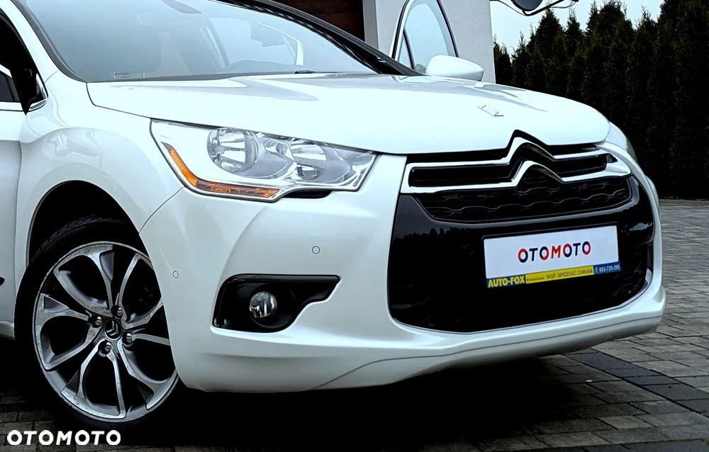 Citroën DS4 VTi 120 Urban Show - 27