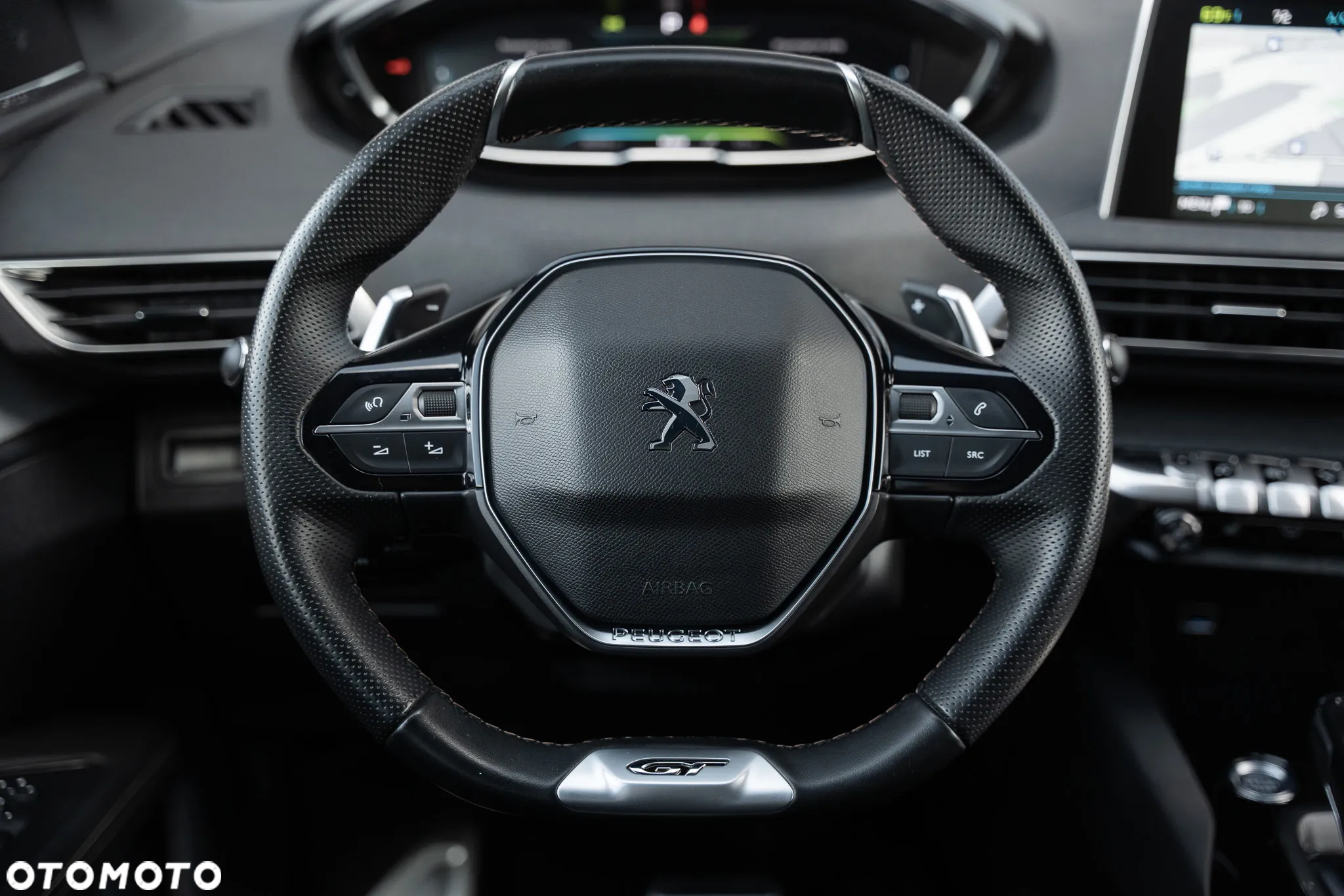 Peugeot 3008 1.6 PureTech HYbrid GT Line S&S EAT8 - 26
