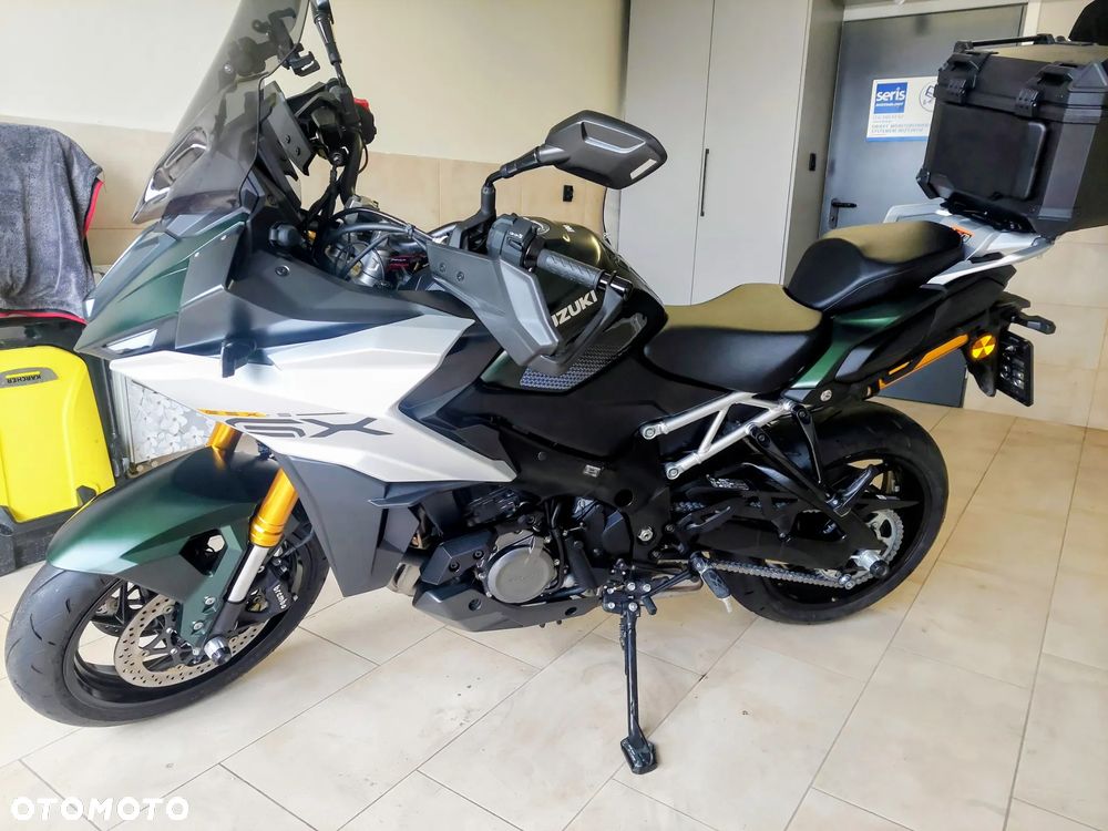 Suzuki GSX 1000 - 3