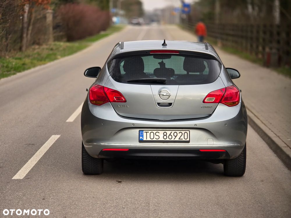 Opel Astra 1.4 Turbo Color Edition - 16
