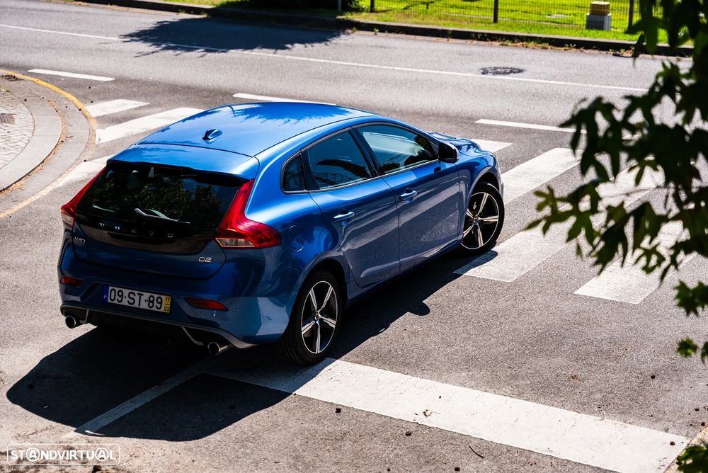 Volvo V40 2.0 D2 R-Design - 40