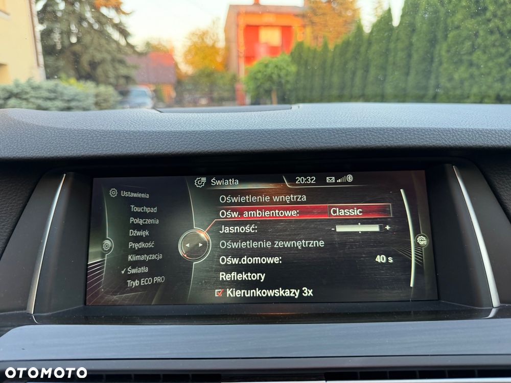 BMW Seria 5 520d Luxury Line - 37