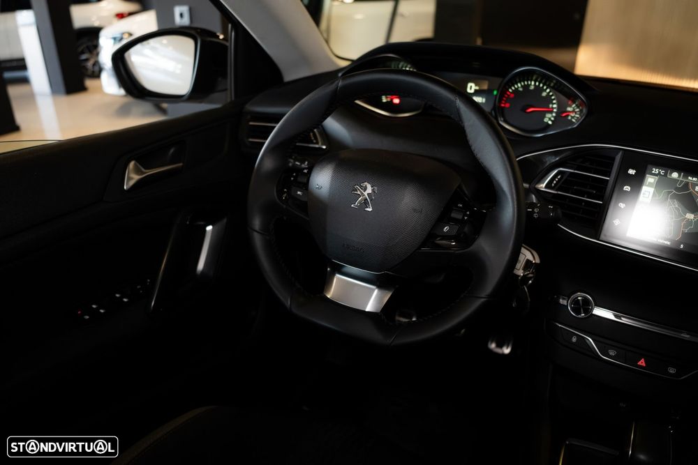 Peugeot 308 1.6 BlueHDi Allure - 32