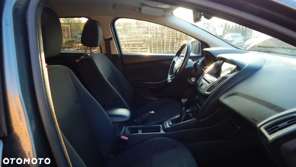 Ford Focus 1.0 EcoBoost 99g Gold X (Trend) - 10