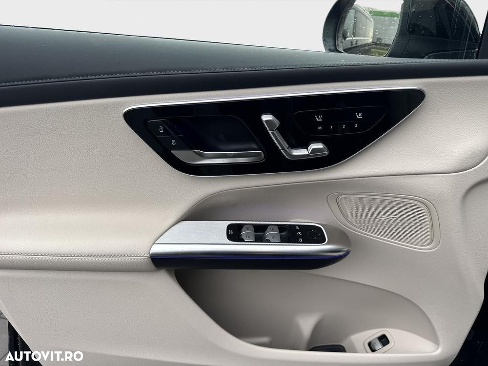 Mercedes-Benz GLC 220 d 4MATIC MHEV - 12