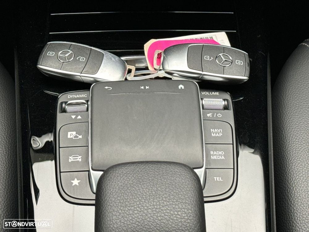 Mercedes-Benz CLA 250 - 25