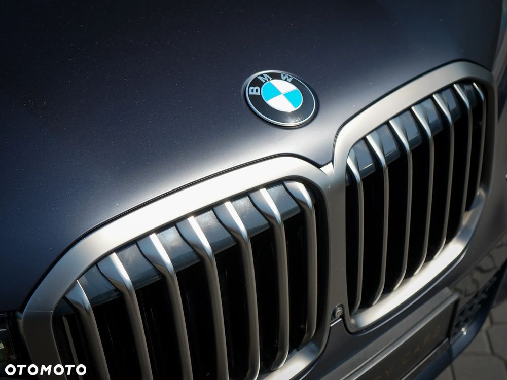 BMW X7 M50i sport - 6