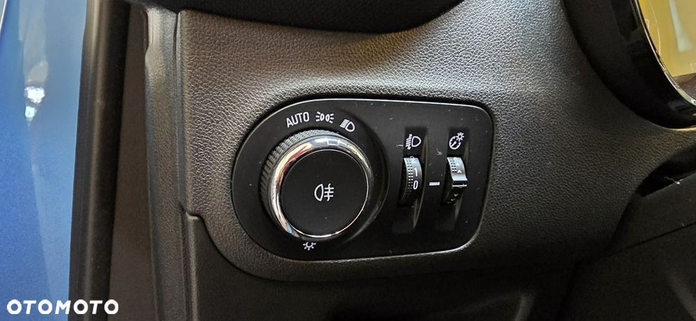 Opel Crossland X - 19