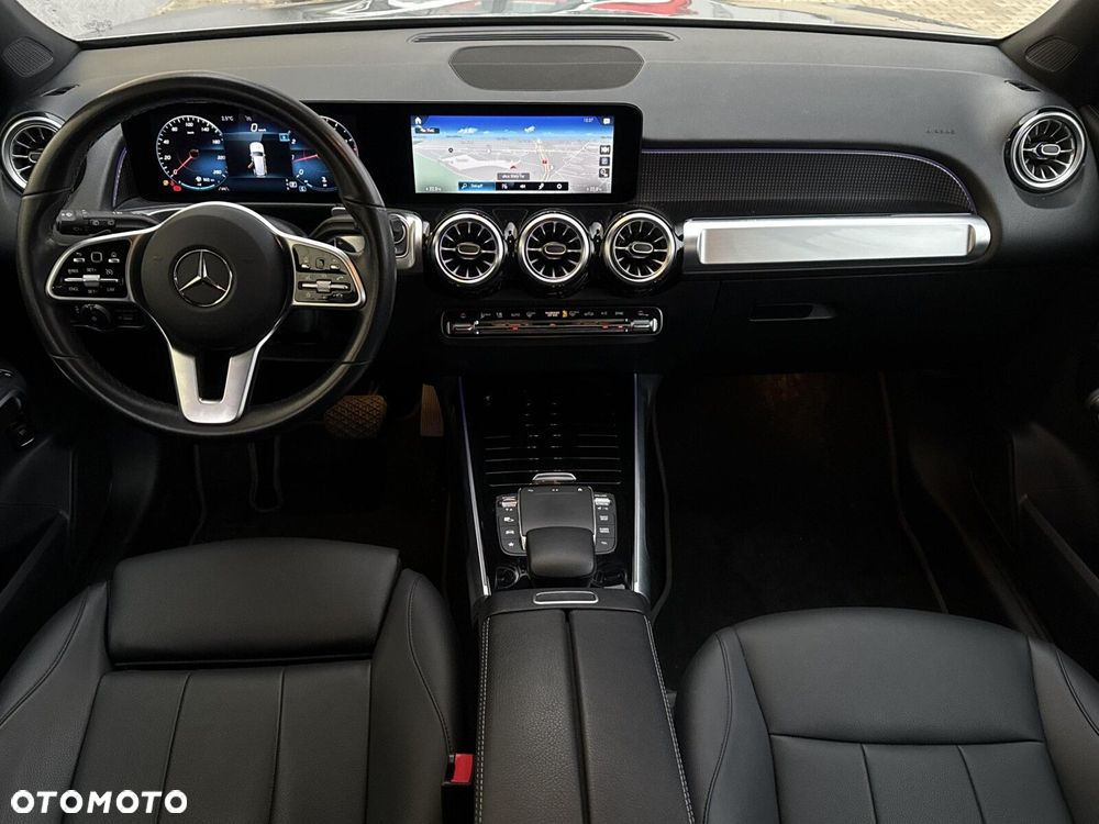 Mercedes-Benz GLB - 15