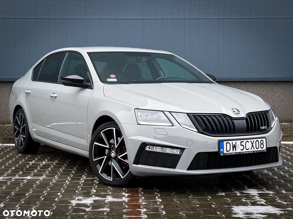 Skoda Octavia 2.0 TDI RS DSG - 6