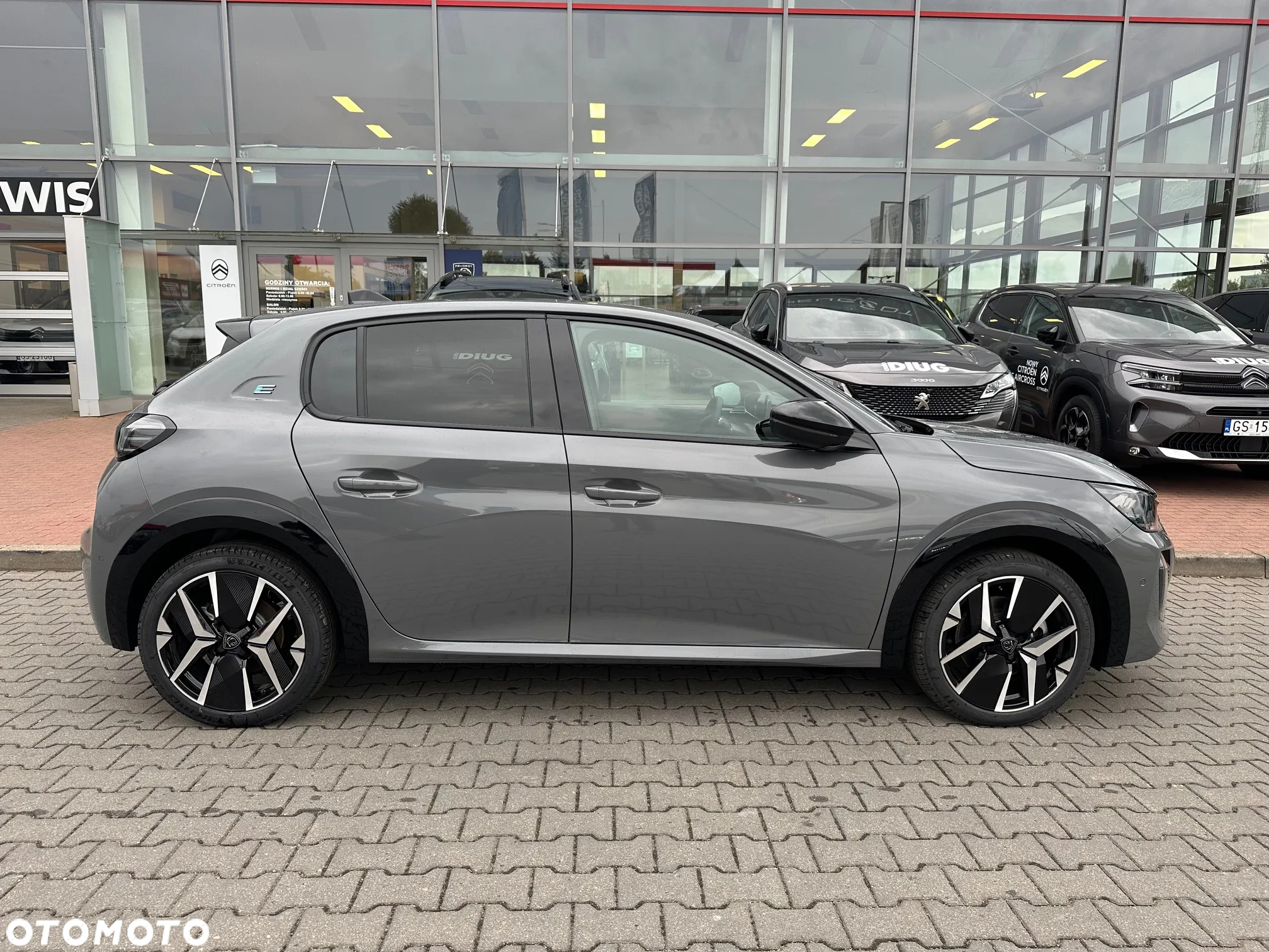 Peugeot 208 e-208 46.3kWh GT - 3