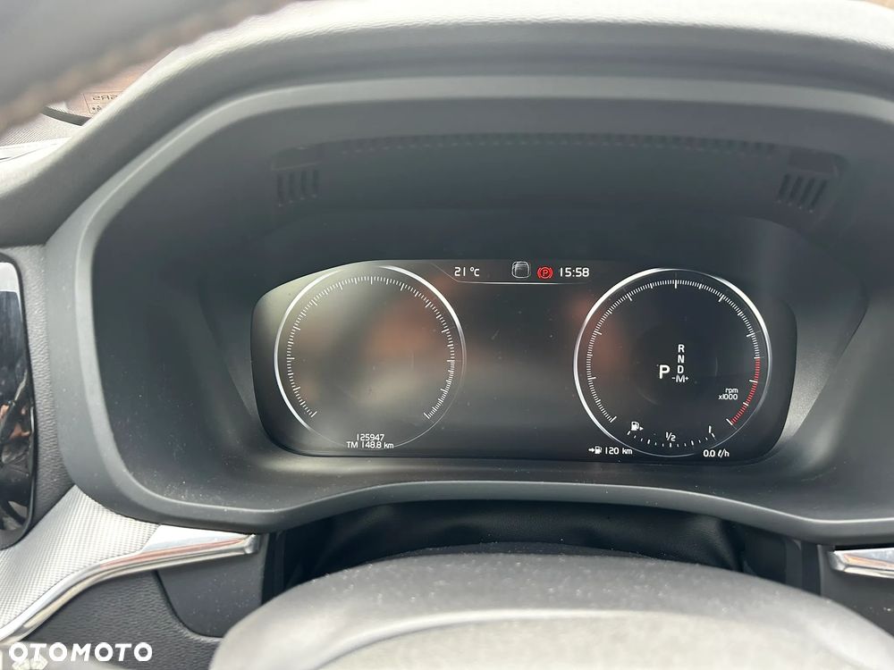 Volvo XC 60 B4 B R-Design - 26