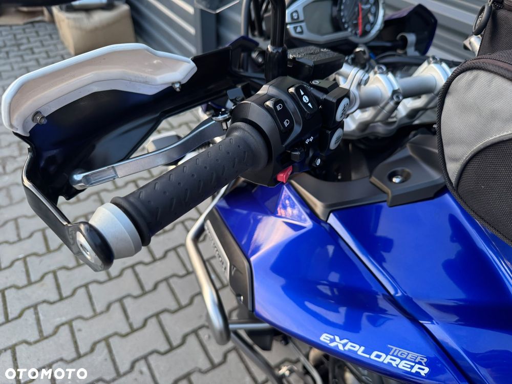 Triumph Tiger - 17