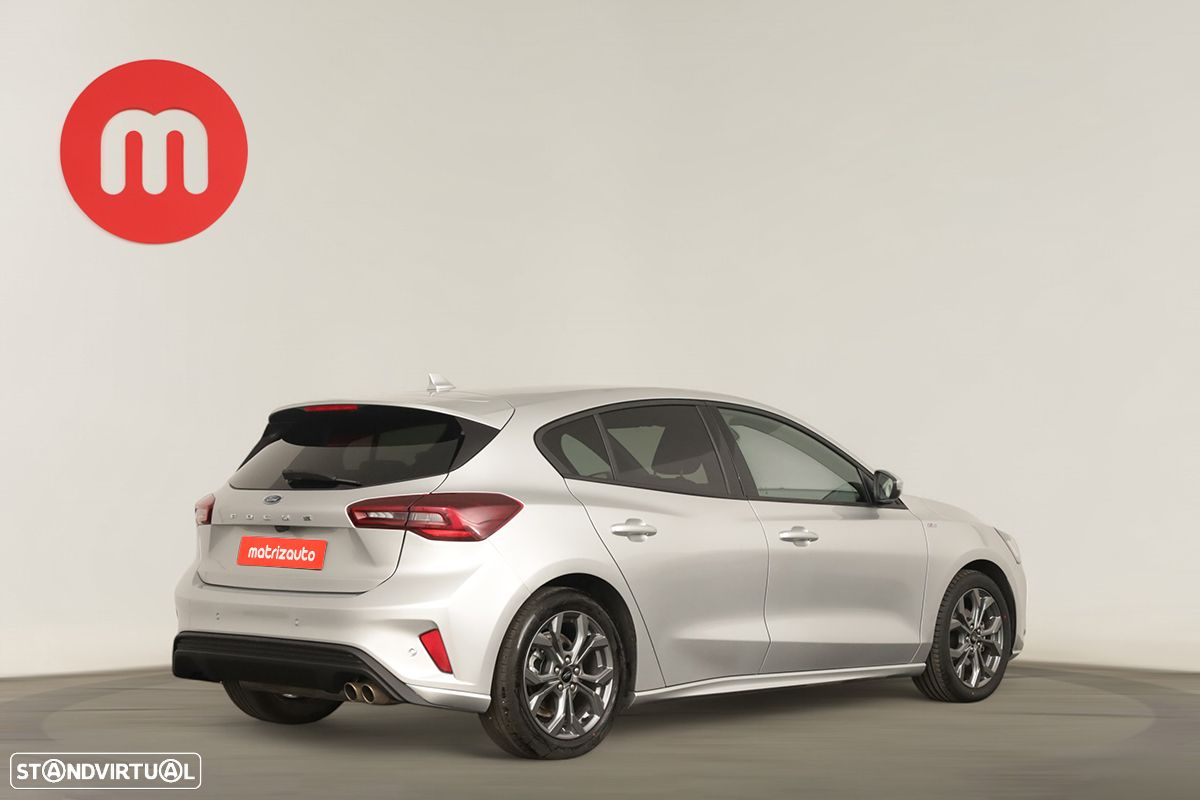 Ford Focus - 4