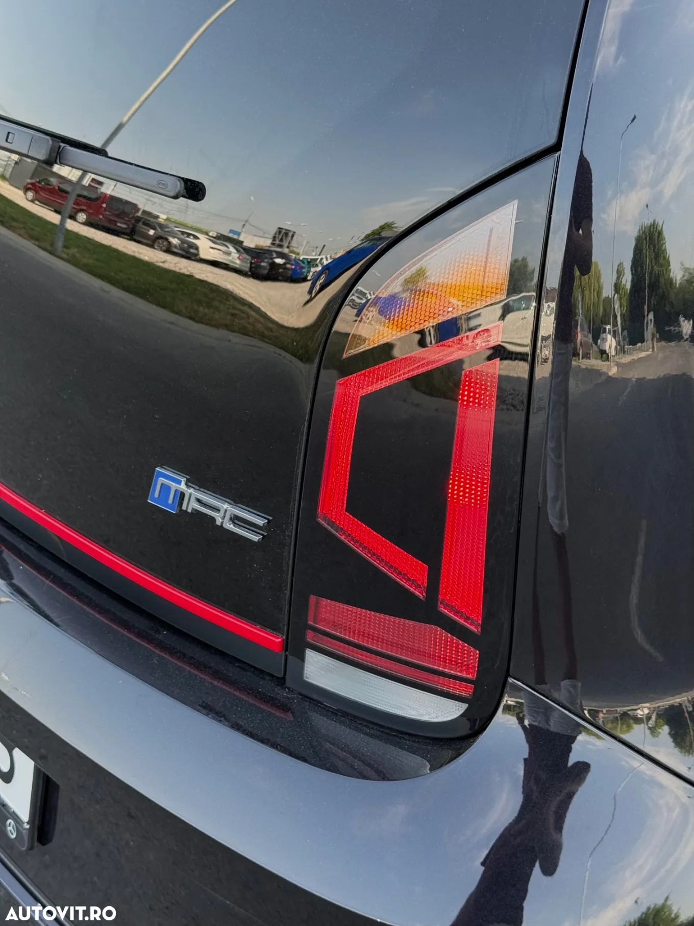 Volkswagen up! GTI - 28