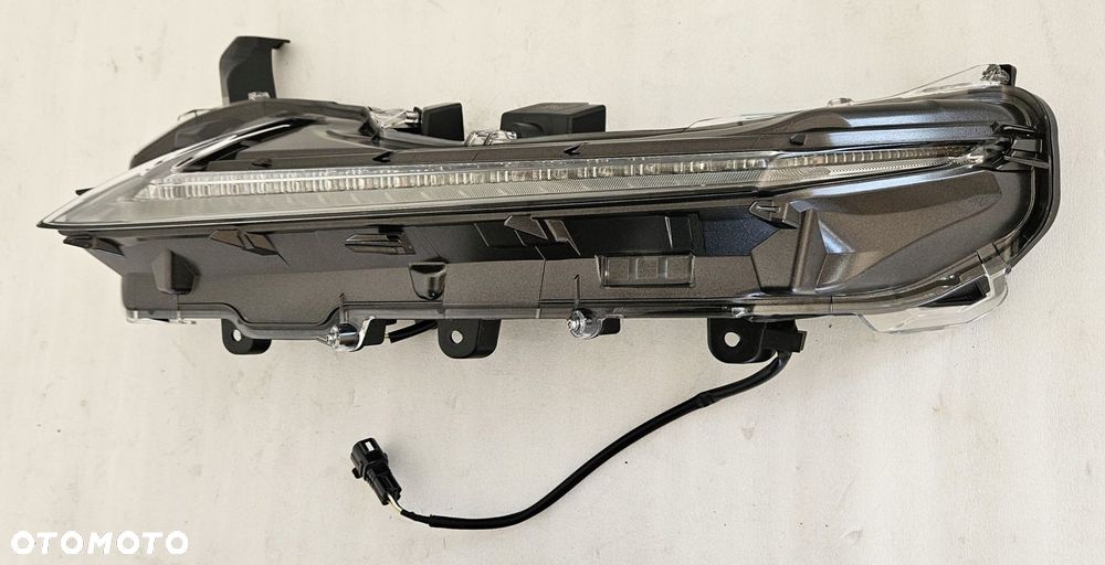 HALOGEN LEWY PRZÓD DRL LED 4 PIN LEXUS NX I 2014-2021 DYNAMICZNY - 4