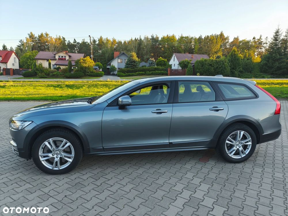 Volvo V90 Cross Country D4 AWD Geartronic Pro - 13