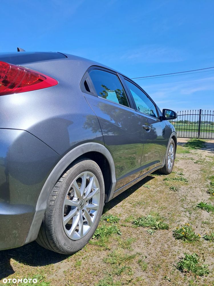 Honda Civic 1.4 Base / S - 6