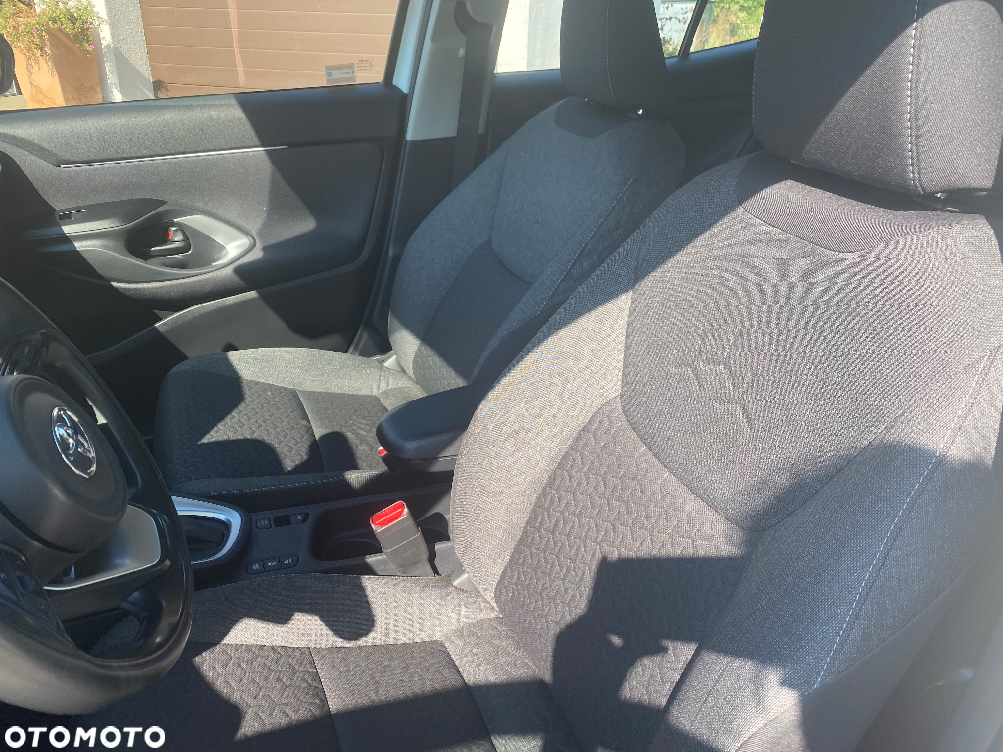 Toyota Yaris Hybrid 1.5 Comfort - 6