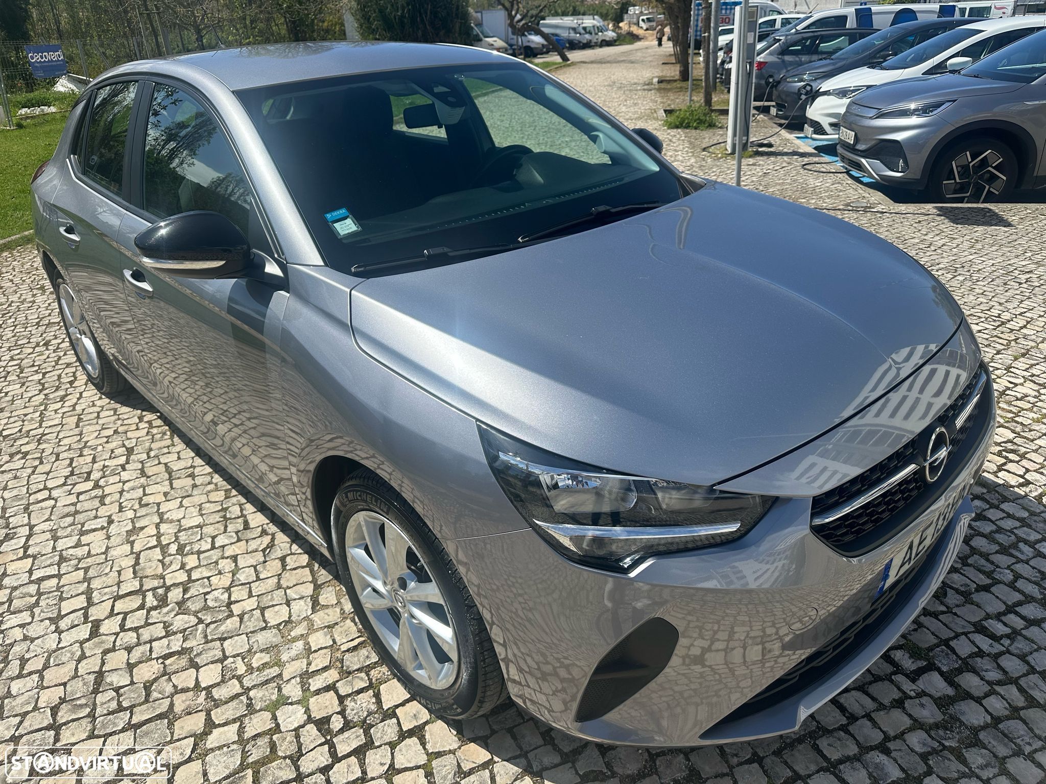 Opel Corsa 1.5 D Edition - 1