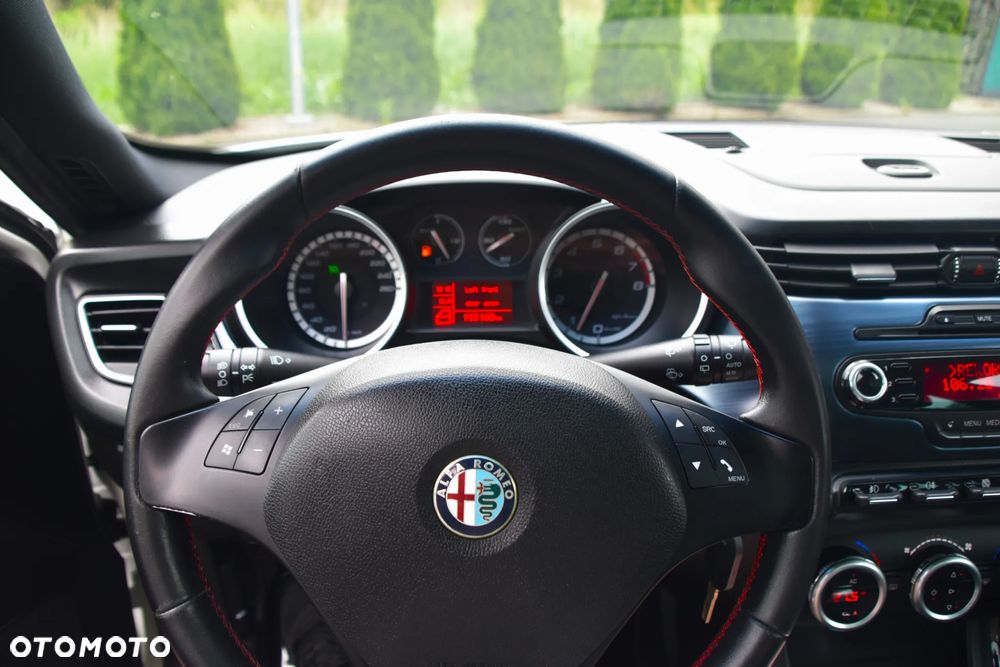 Alfa Romeo Giulietta 1.4 TB 16V Multiair Collezione - 17