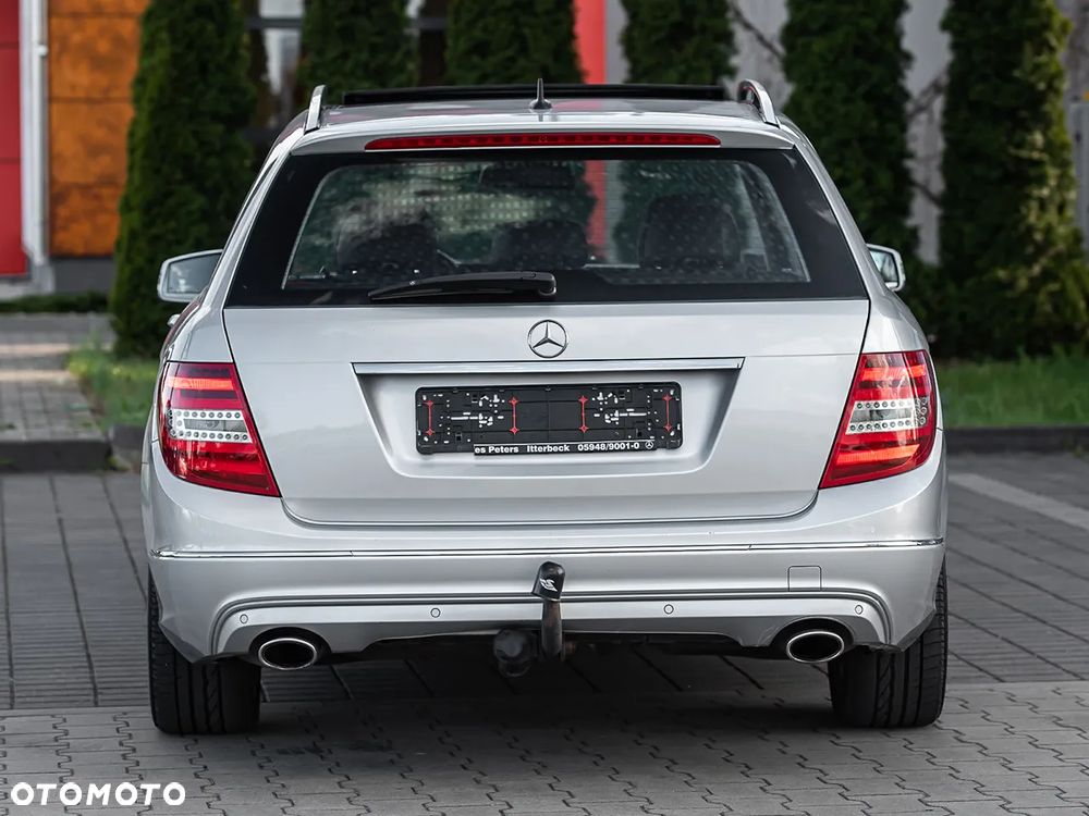 Mercedes-Benz Klasa C 30 T CDI AMG - 11