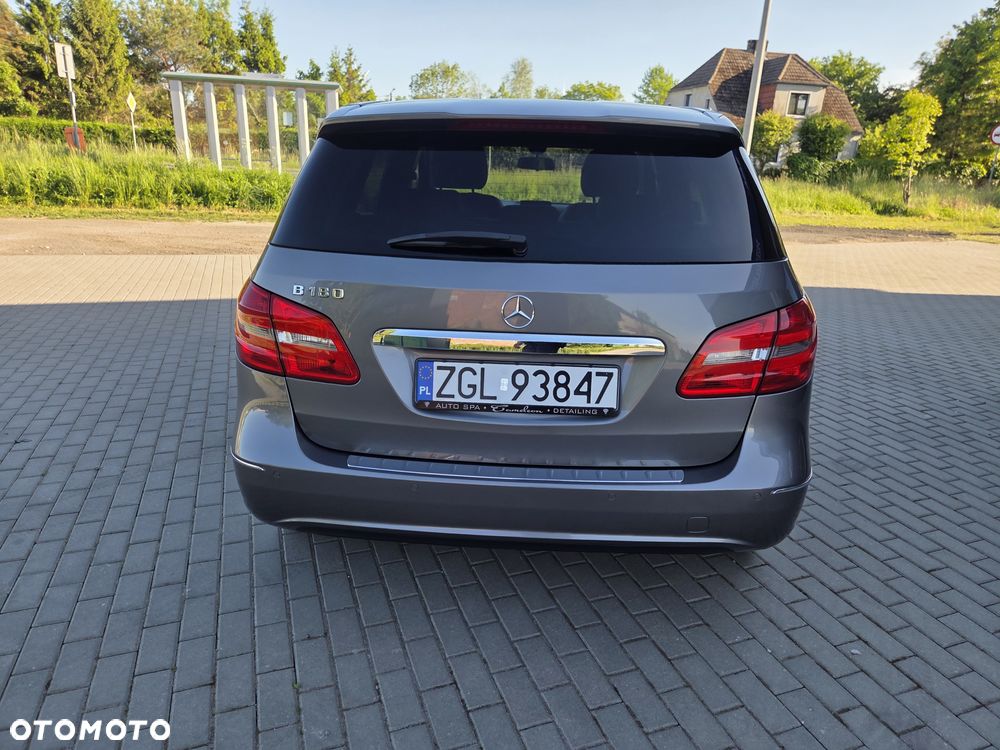 Mercedes-Benz Klasa B 180 7G-DCT - 5