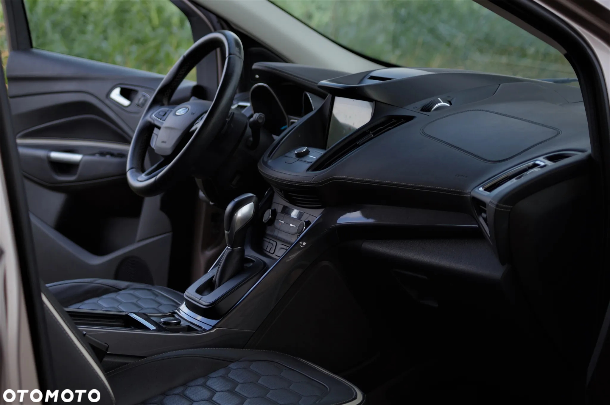 Ford Kuga - 23