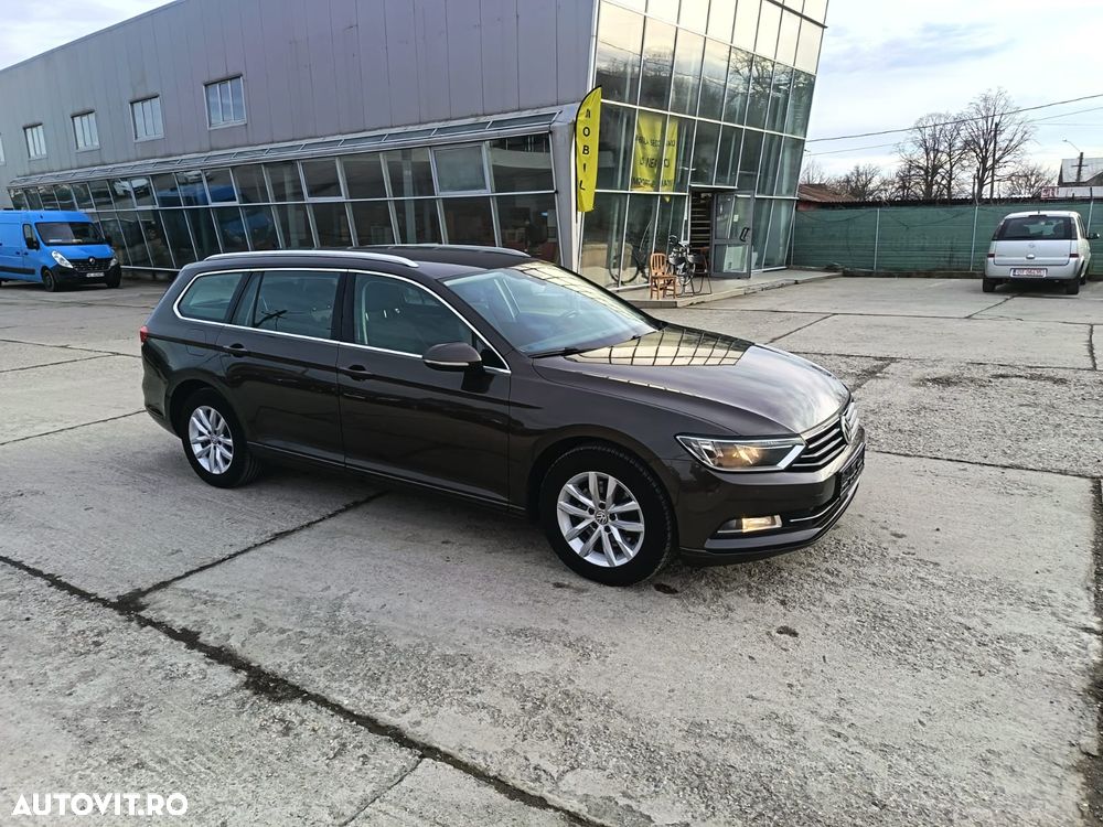 Volkswagen Passat 2.0 TDI DSG (BlueMotion Technology) Comfortline - 15