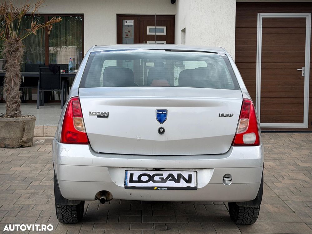 Dacia Logan 1.6 16V Laureate - 8